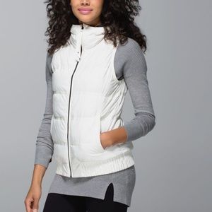 Lululemon Chilly Chill Puffy Vest
Ghost / Inky Floral Black Ghost